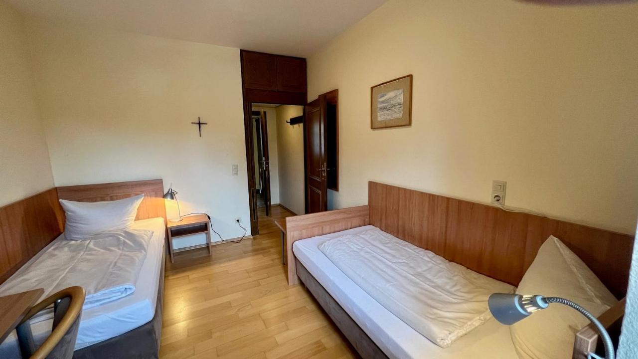 Kloster Steinfeld Gaestehaus Kall Buitenkant foto
