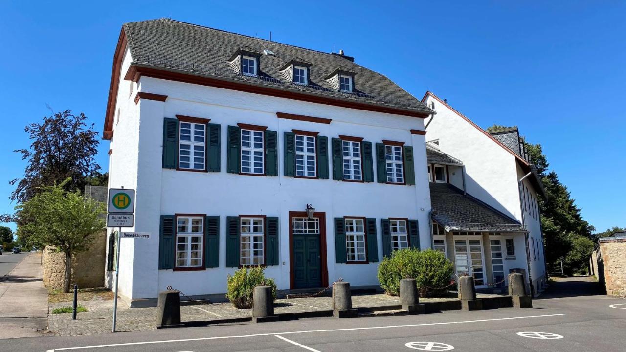 Kloster Steinfeld Gaestehaus Kall Buitenkant foto